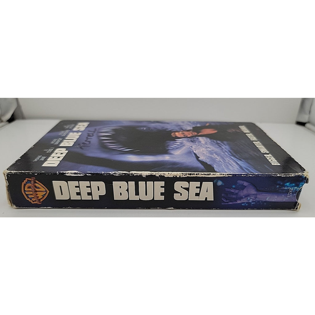 Deep Blue Sea (VHS, 1999)