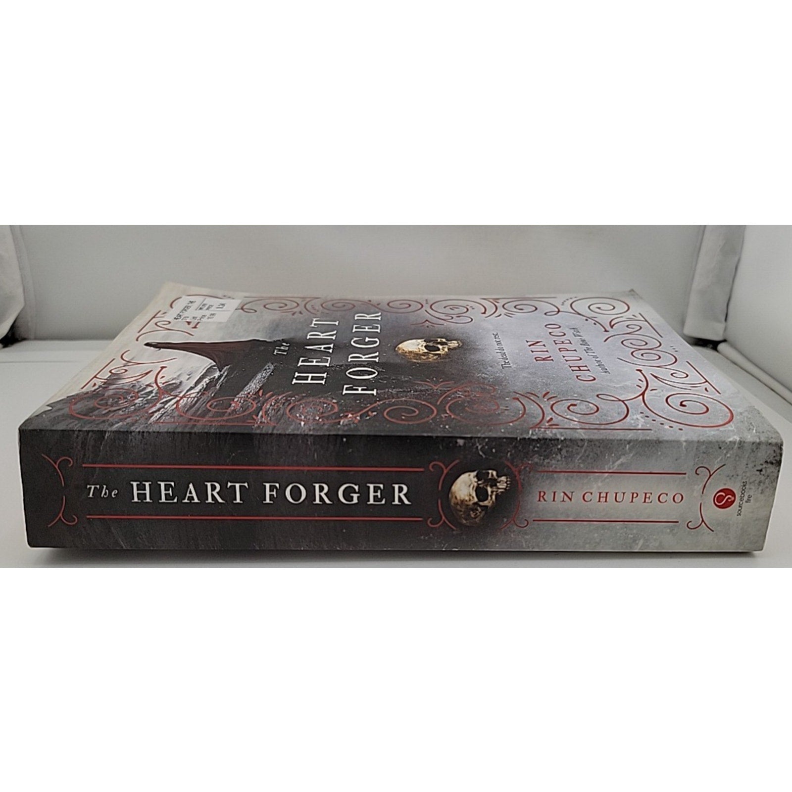 Heart Forger by Rin Chupeco (2019, Trade Paperback)