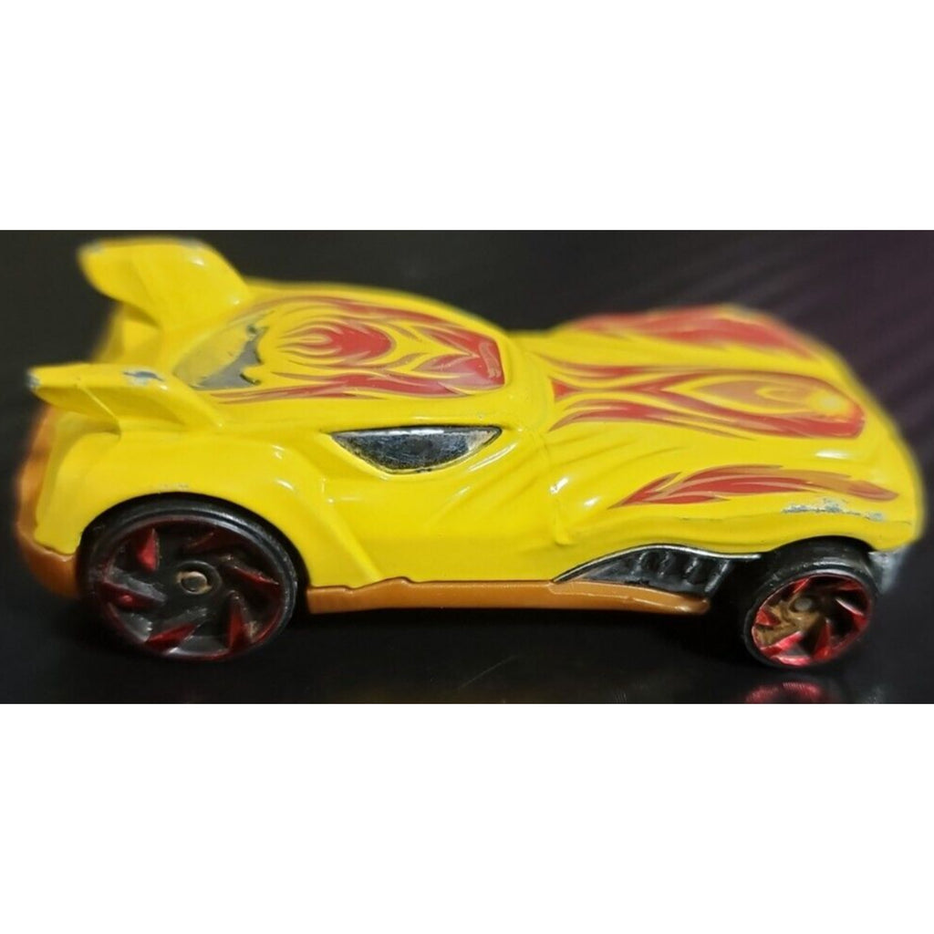 Hot Wheels/Mattel 2010 Howlin' Heat Vehicle