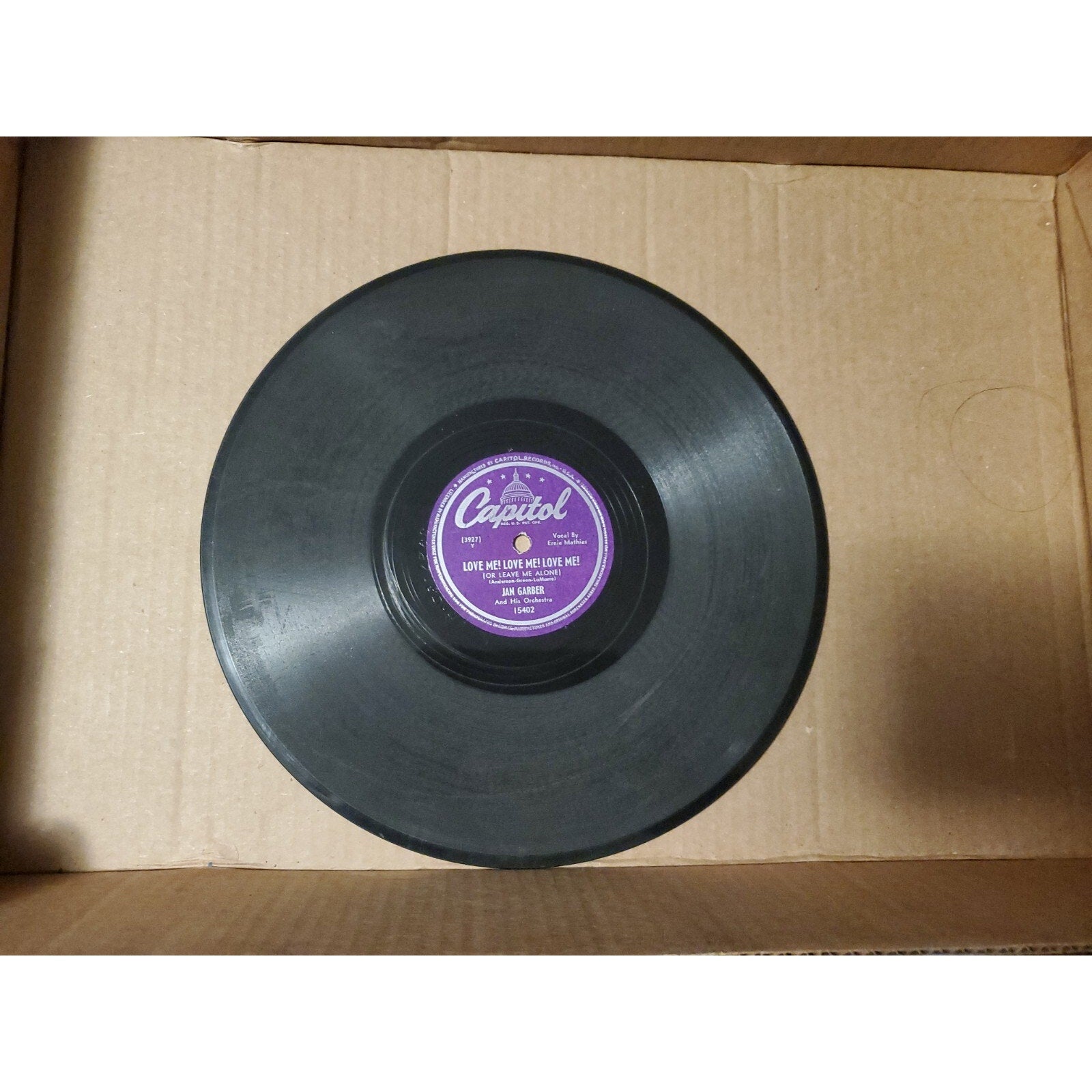 JAN GARBER "Love Me! Love Me!/I don't see me in your eyes" CAPITOL 78RPM Record