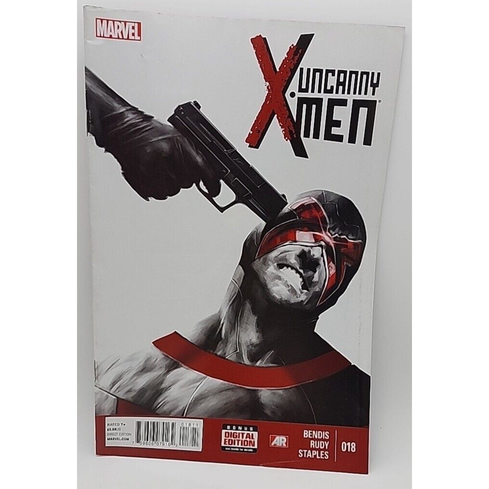 Uncanny X-Men #18 Vol. 3 Marvel COMIC BOOK