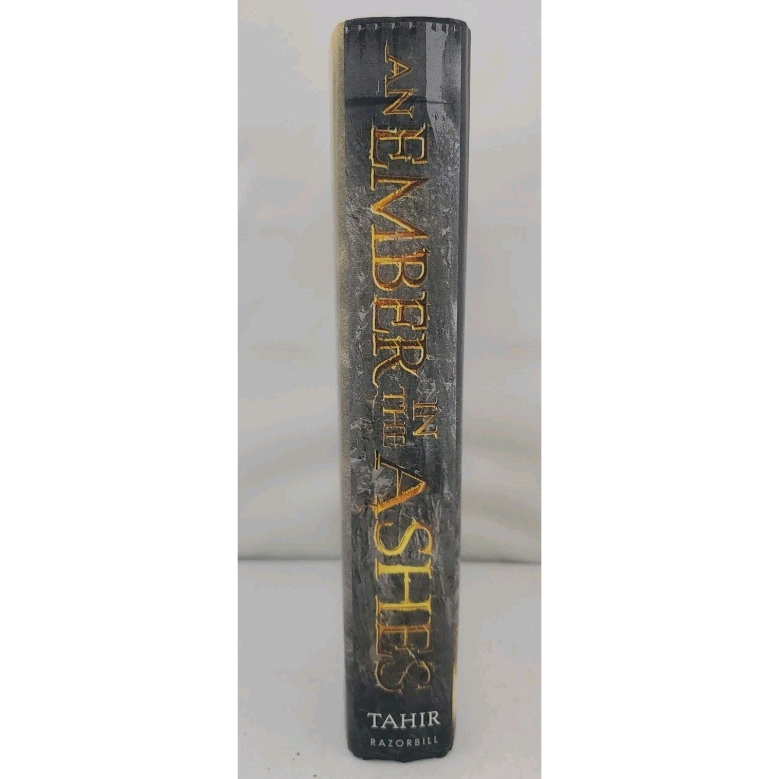 Ember in the Ashes by Sabaa Tahir (2015, Hardcover)