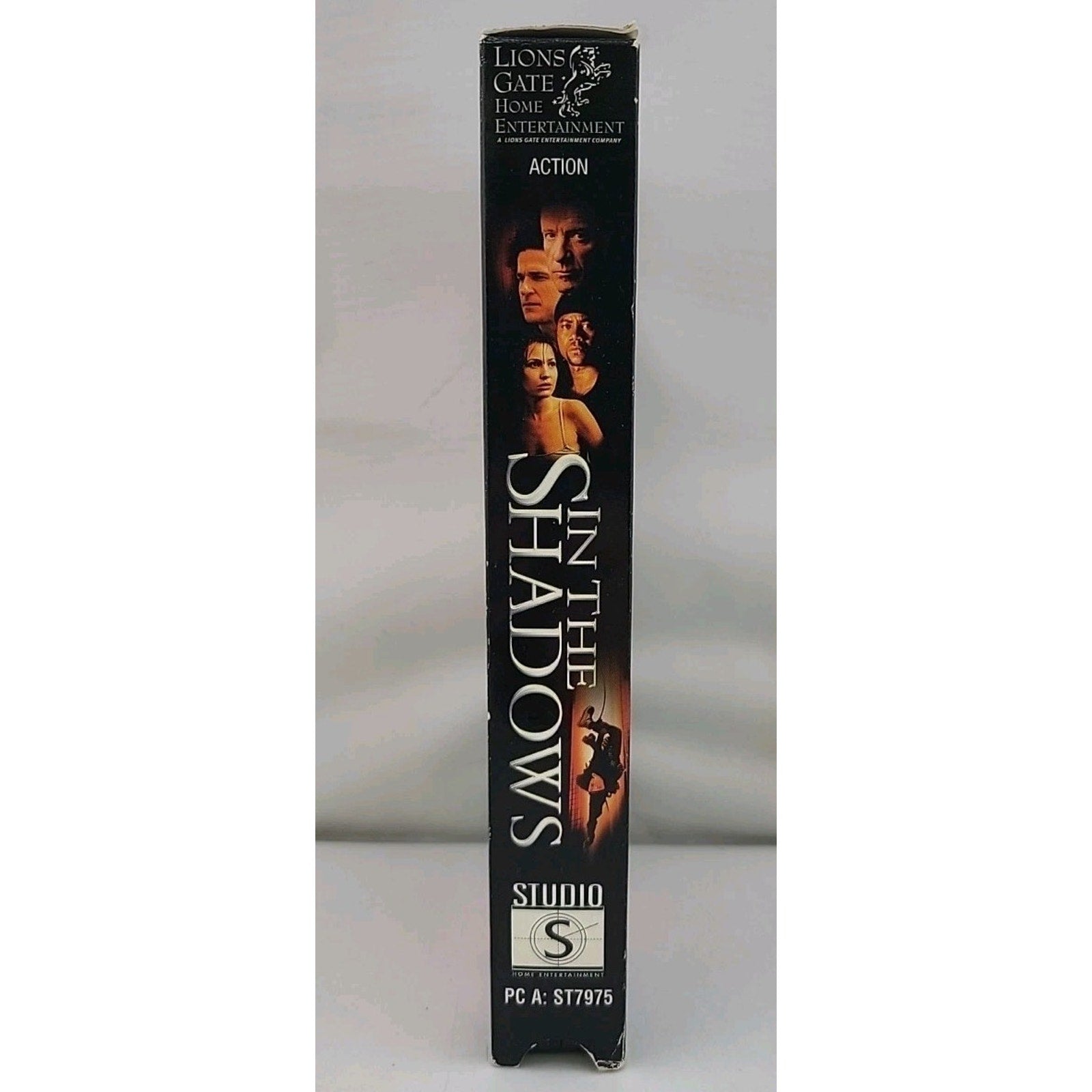In The Shadows James Caan, Mathew Modine VHS