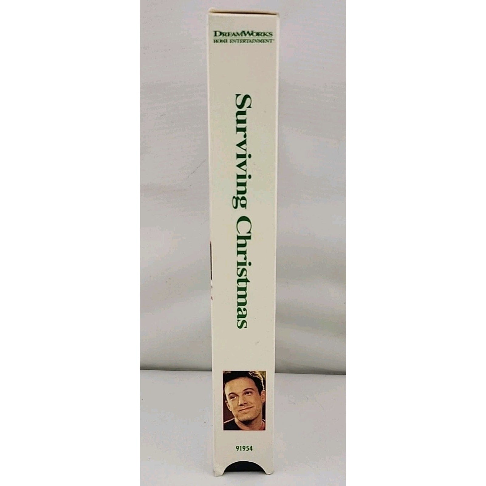 Surviving Christmas (VHS, 2004)