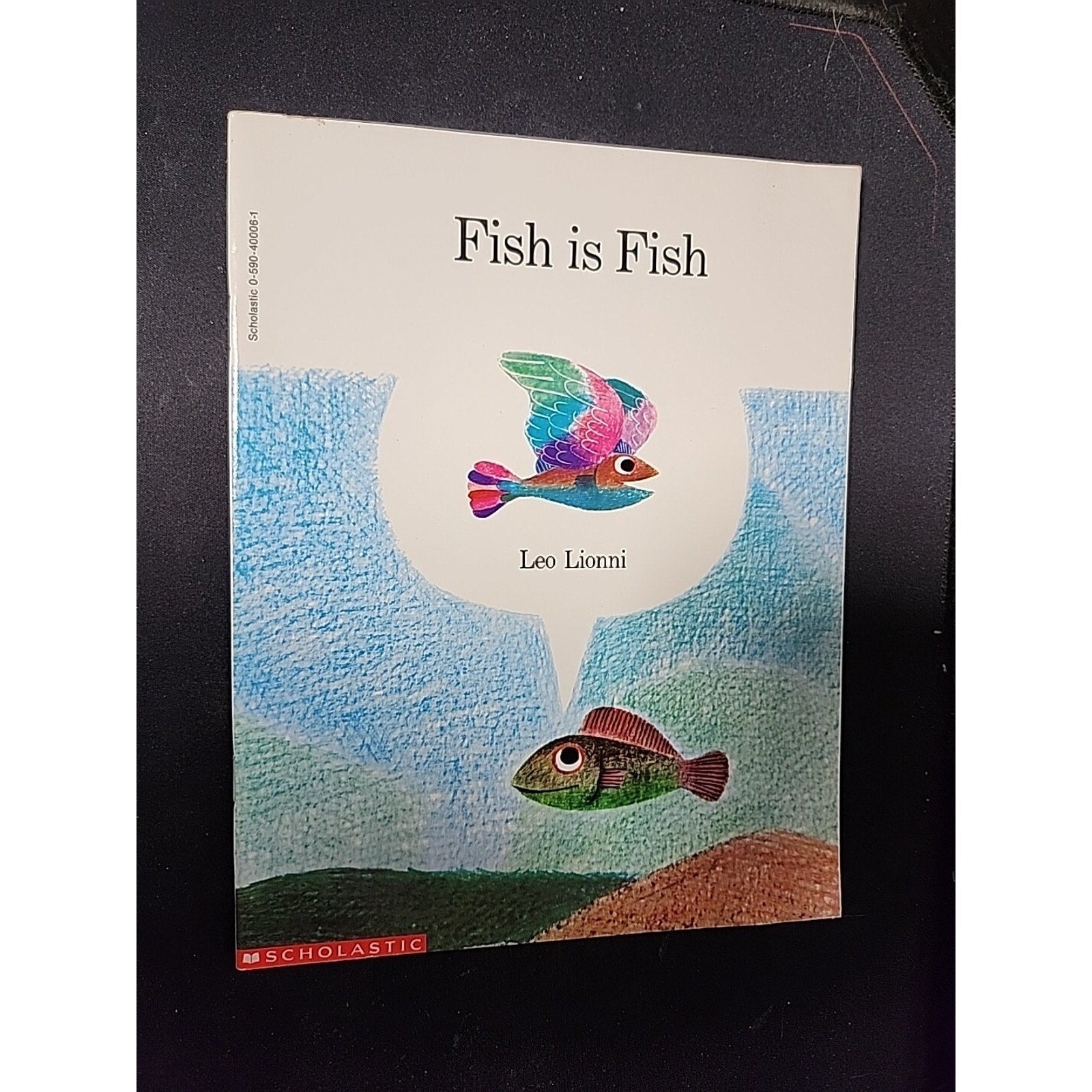 Fish is Fish - Paperback By Leo Lionni Book