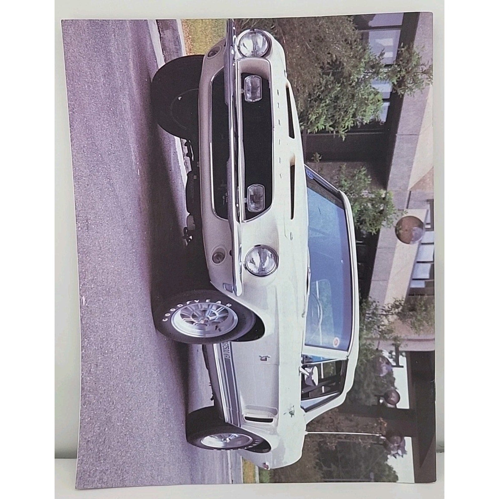Mustang Times Magazine November 2000 Vol. 24 No. 11