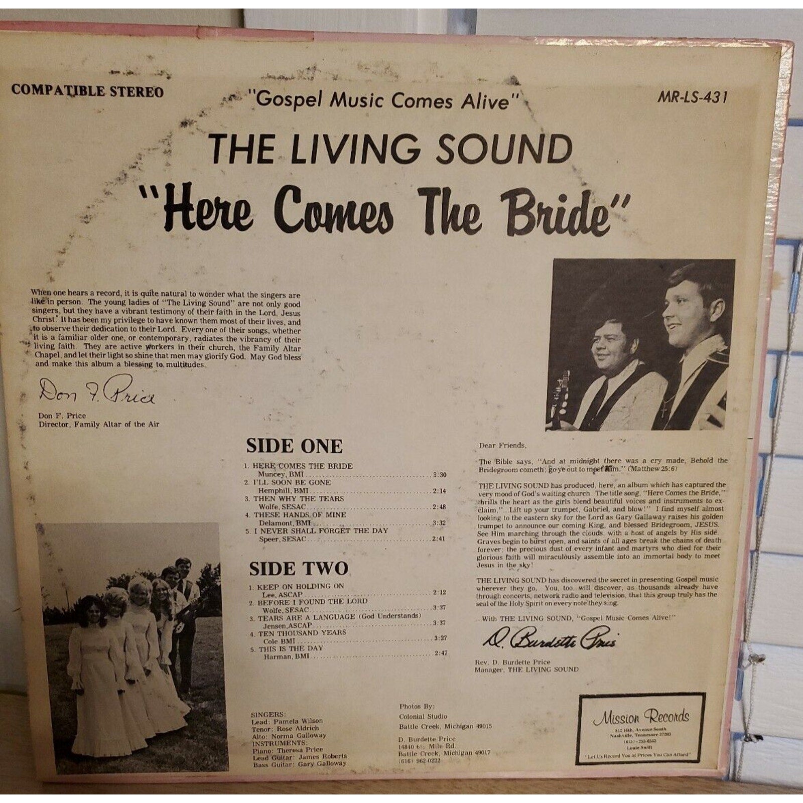 The Living Sound - Here Comes The Bride - LP