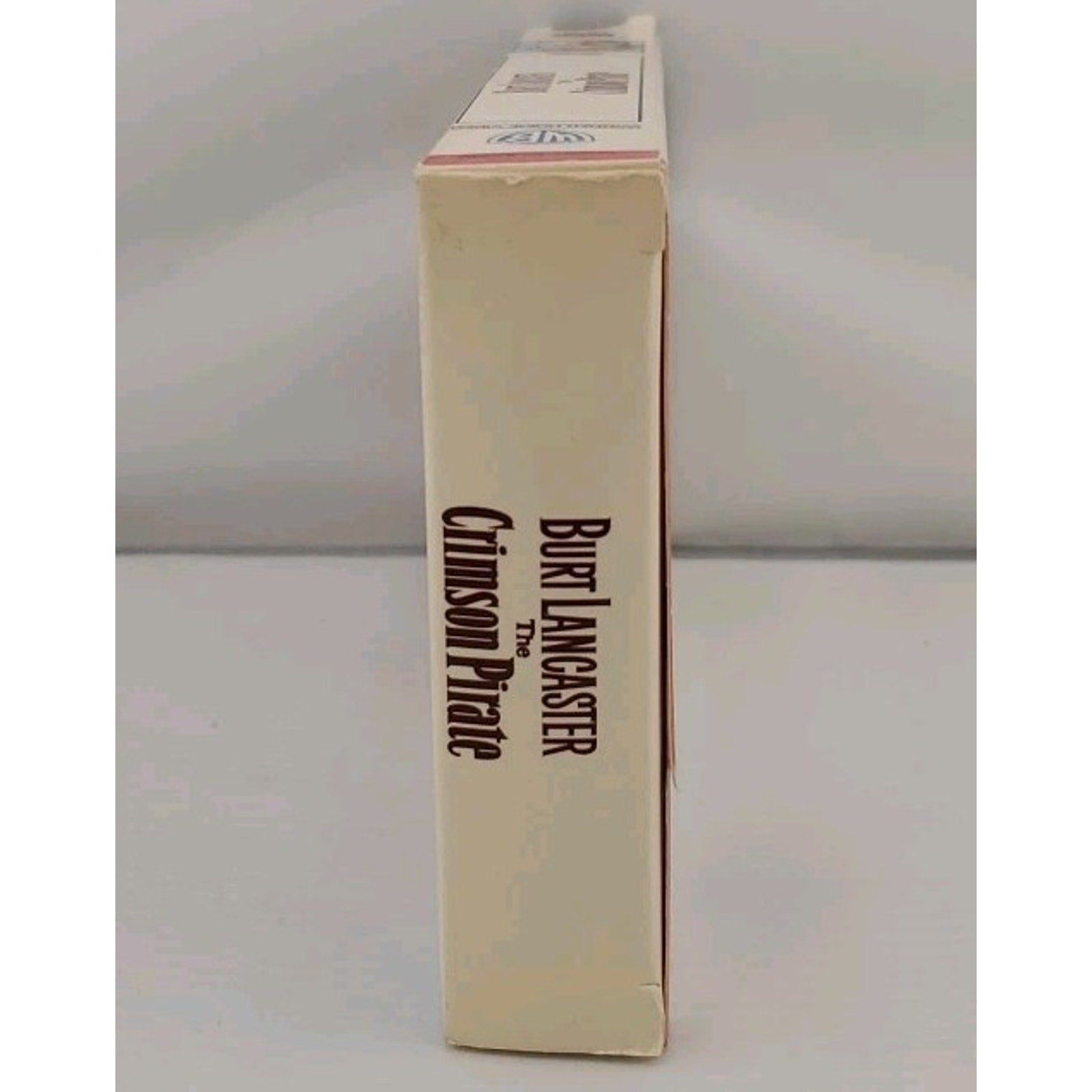 The Crimson Pirate (VHS)