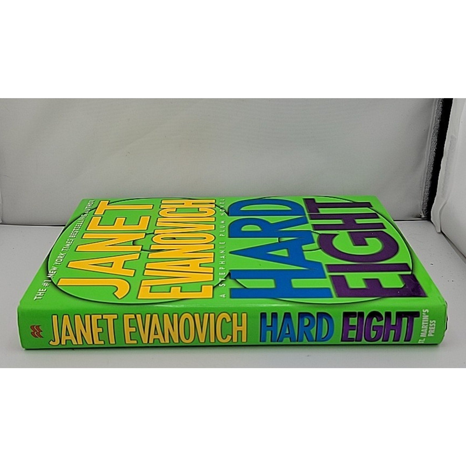 Hard Eight by Janet Evanovich (2002, Hardcover)