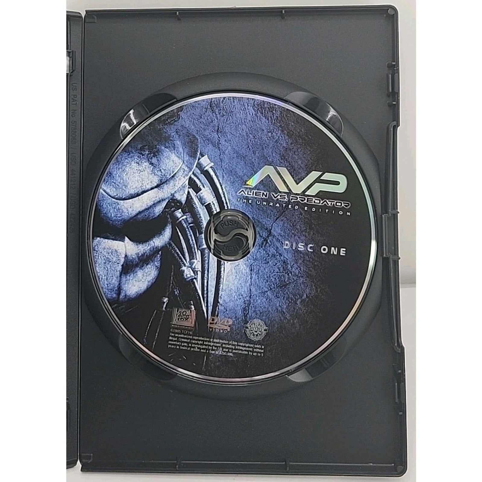 Alien vs. Predator (DVD, 2005, Disc One)