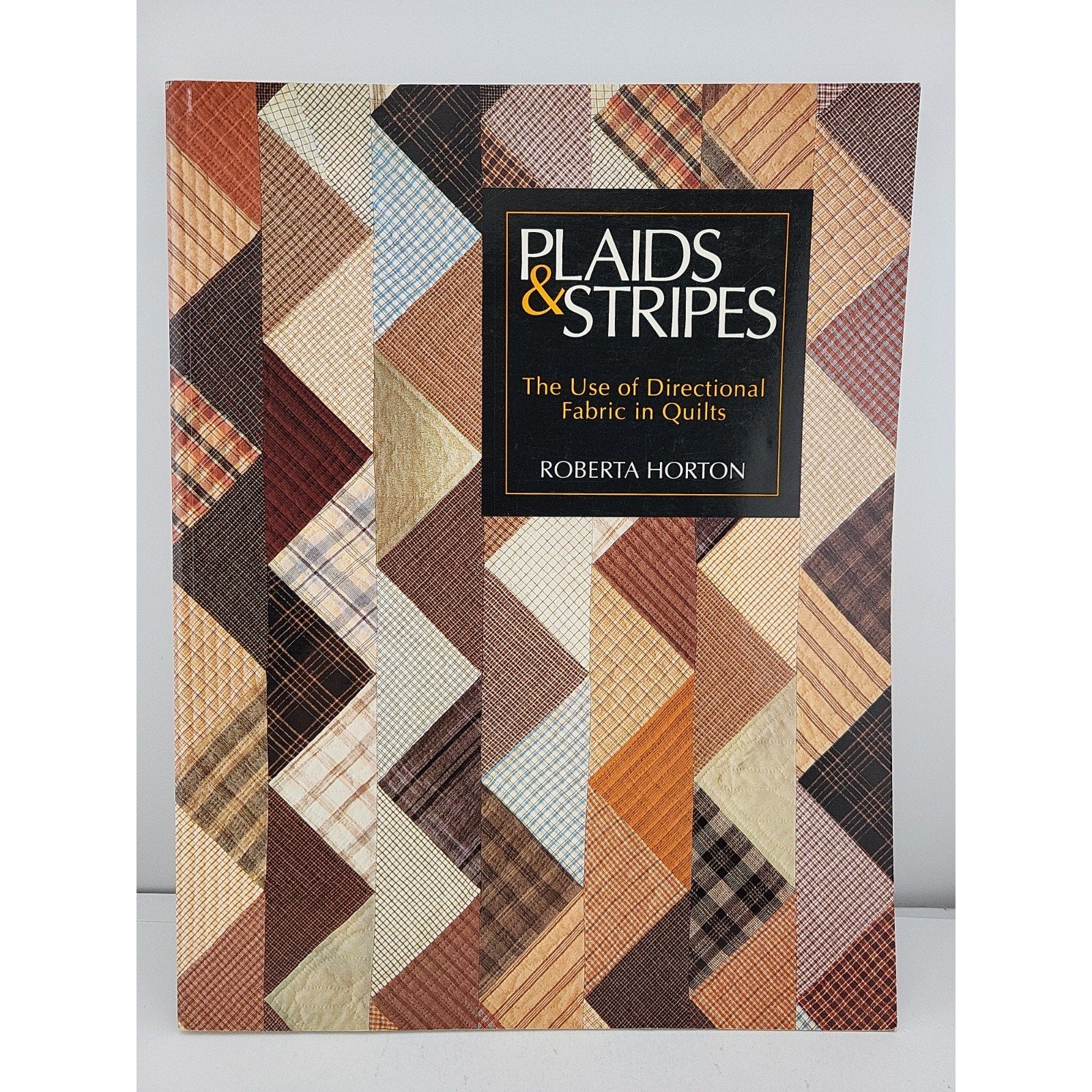 Plaids and Stripes by Roberta Horton (2030, Trade Paperback)