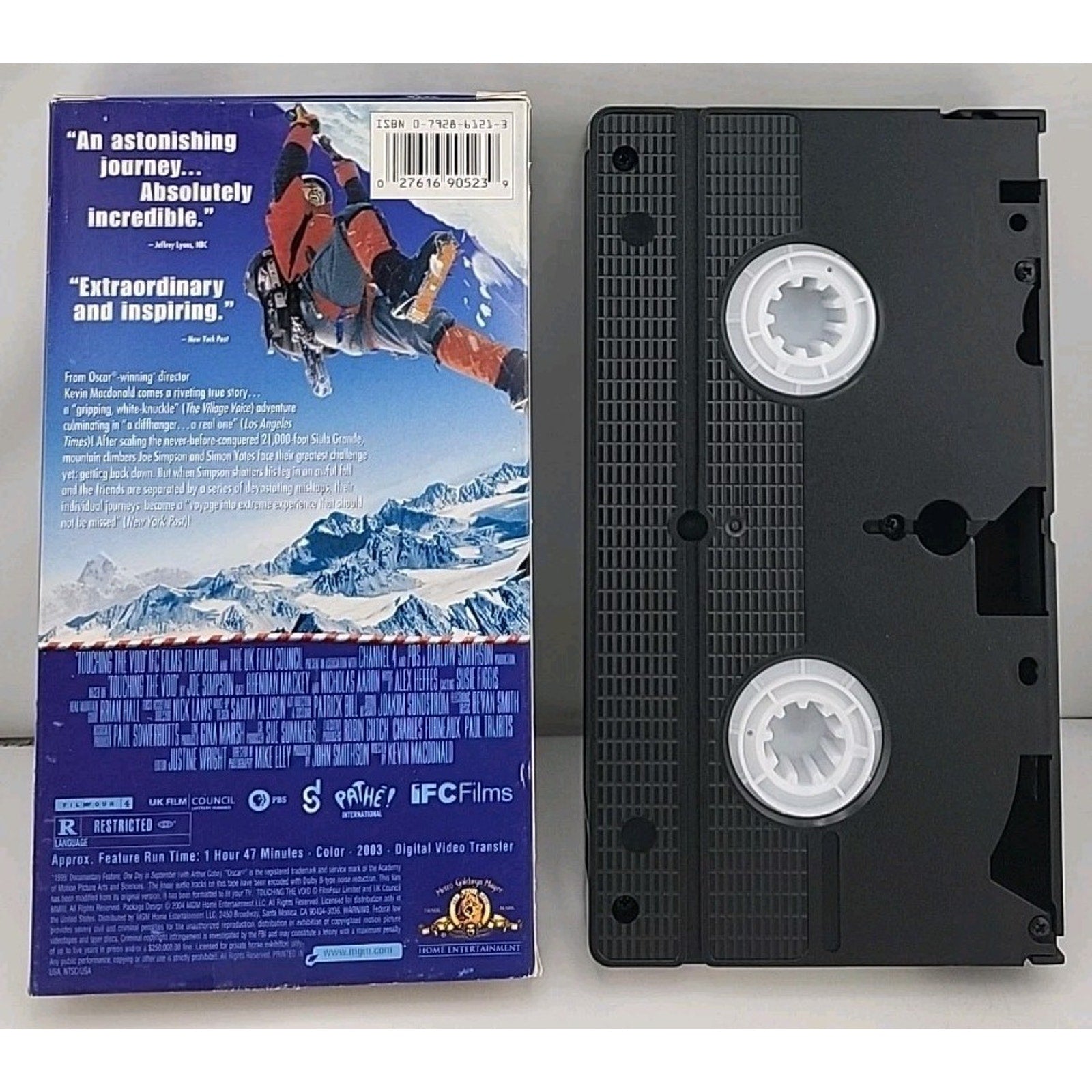 Touching the Void (VHS, 2004)