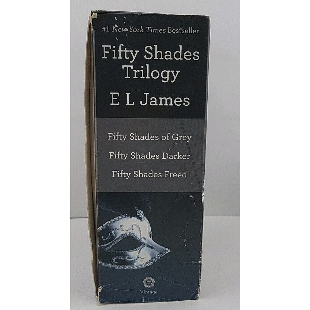 Fifty Shades Trilogy Set : Fifty Shades of Grey, Fifty Shades Darker, Fifty...