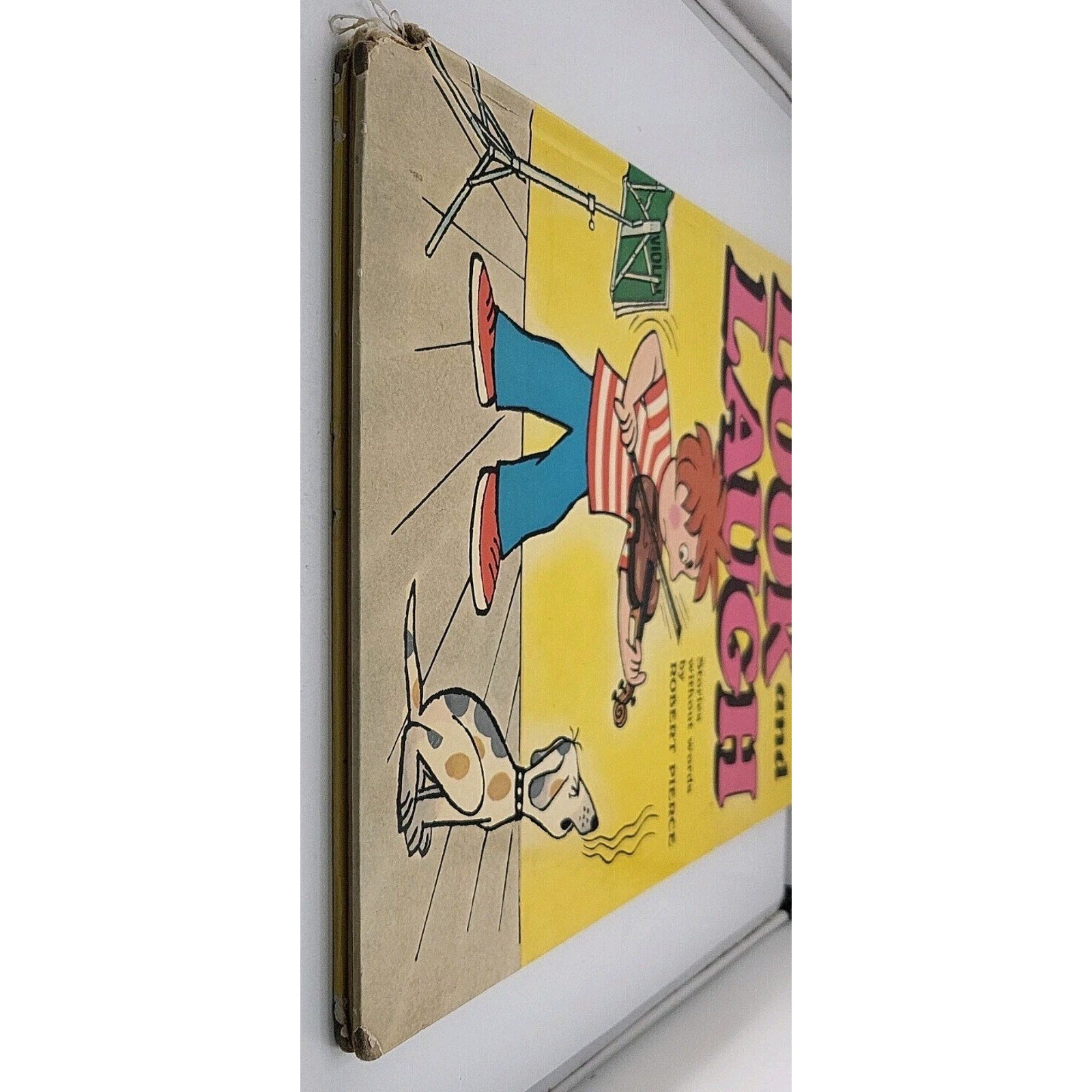 Look And Laugh - Stories Without Words By Robert Pierce