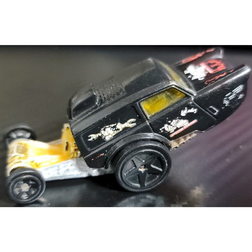 Mattel Black and Gold Knuckles Custom Engines Hot Wheels Toy Car 2013