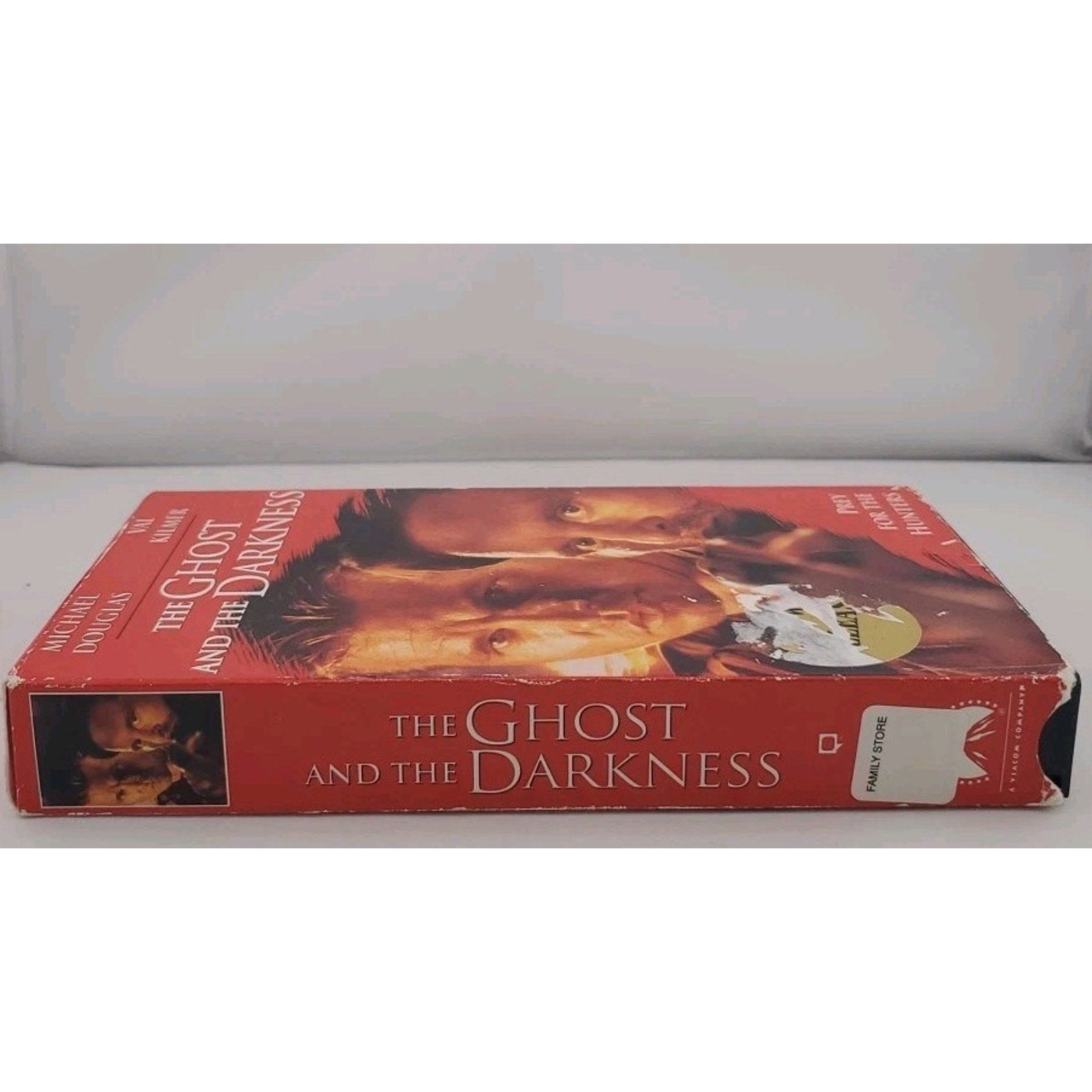 The Ghost and the Darkness (VHS, 1997)