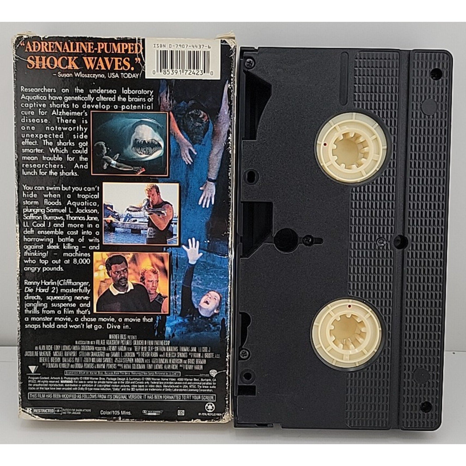 Deep Blue Sea (VHS, 1999)