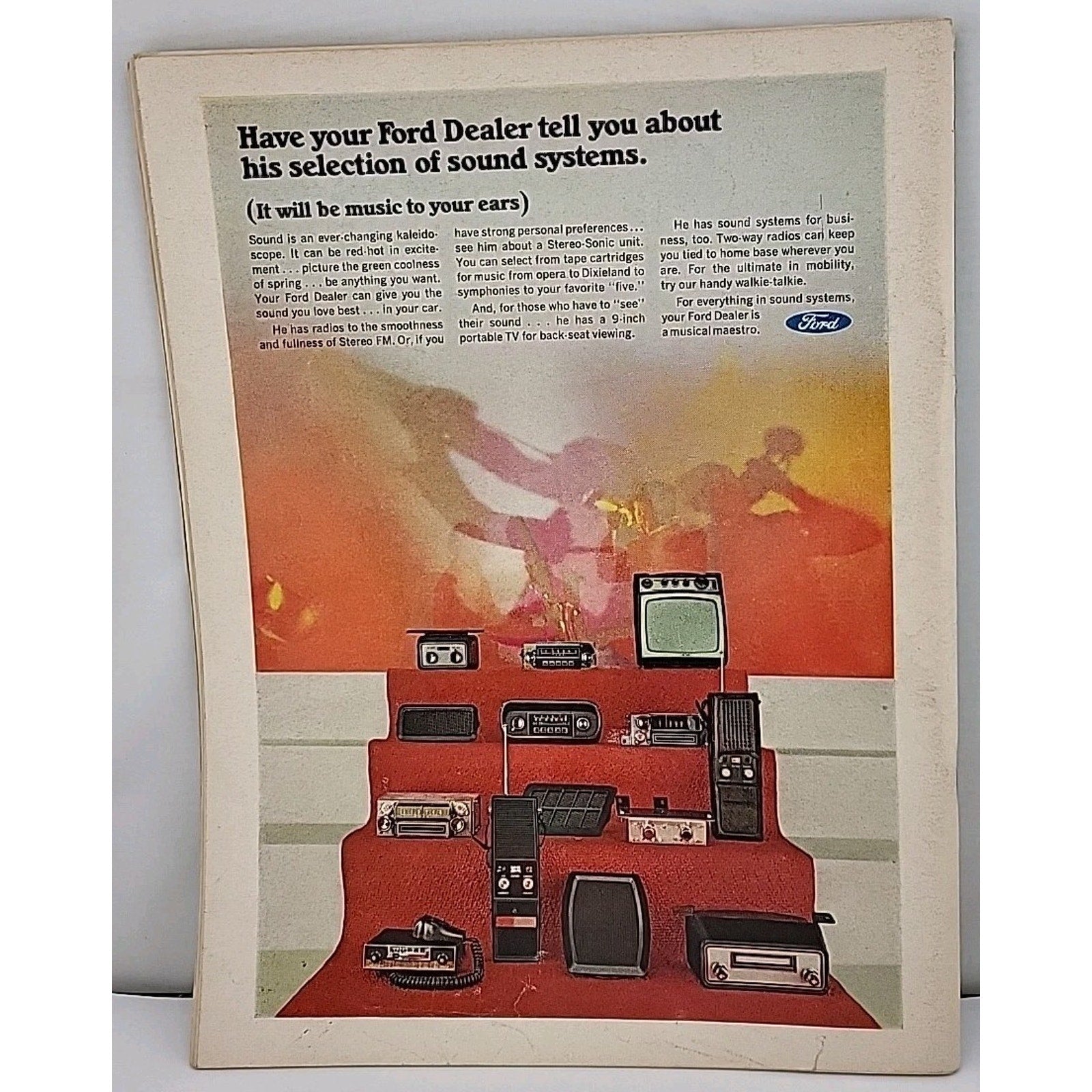 Motor Trend Magazine March 1967 Vol. 19 No. 3