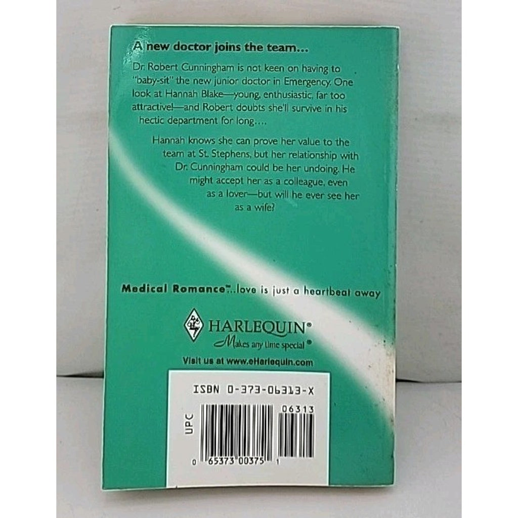 A Wife for Dr. Cunningham [Paperback] Kingsley Maggie; Idling Laura