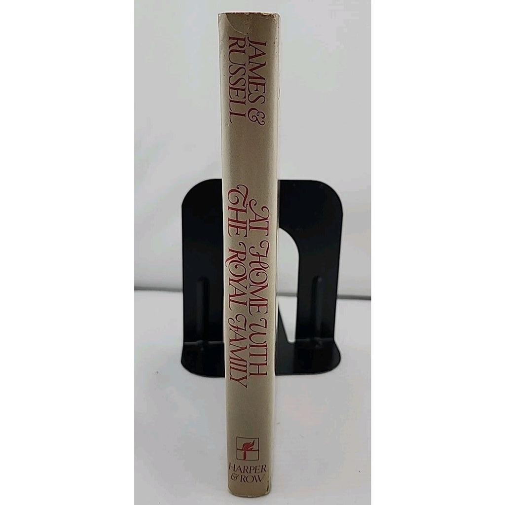 At Home With The Royal Family by Paul James, Peter Russell (Hardcover)