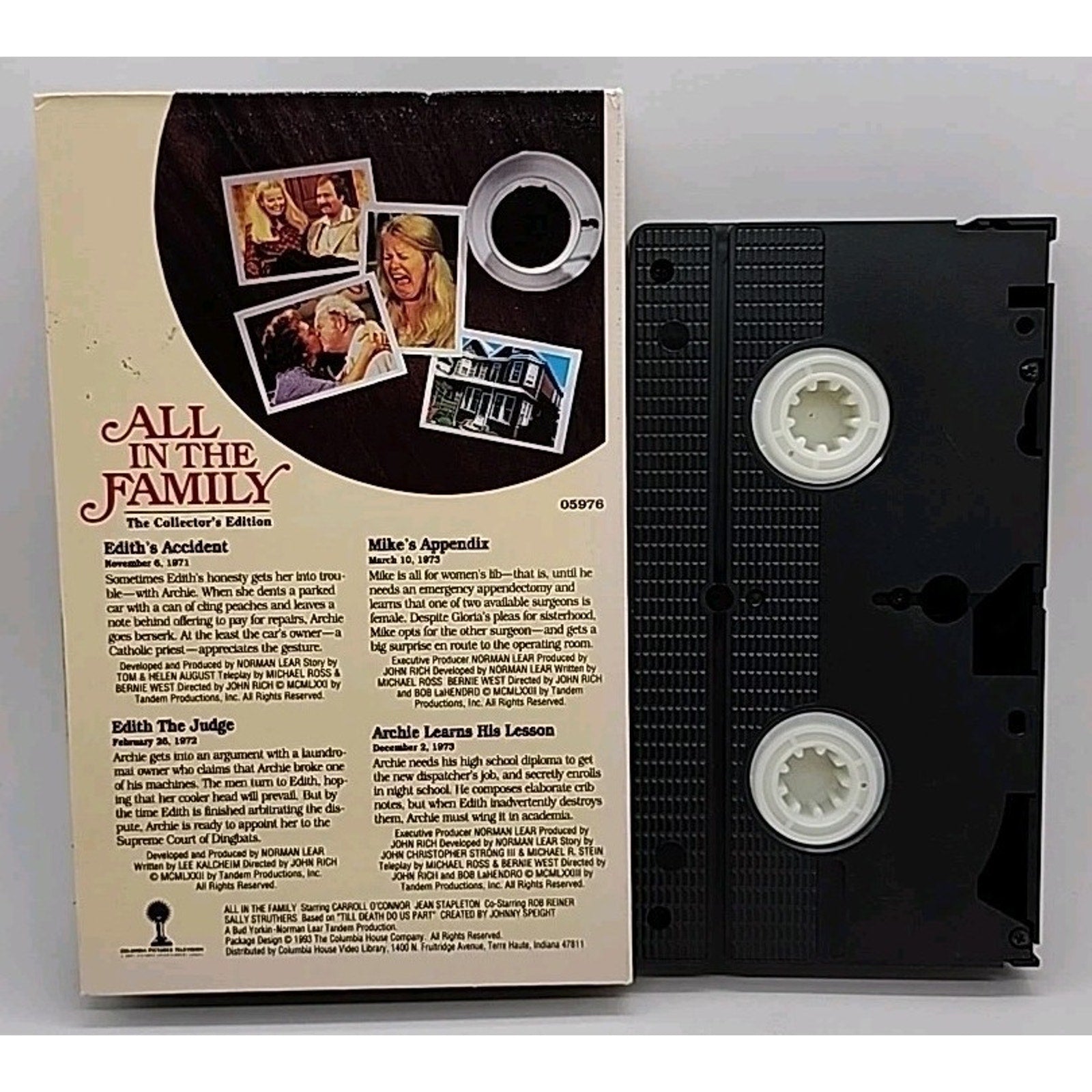 All In The Family In A Pickle (VHS)