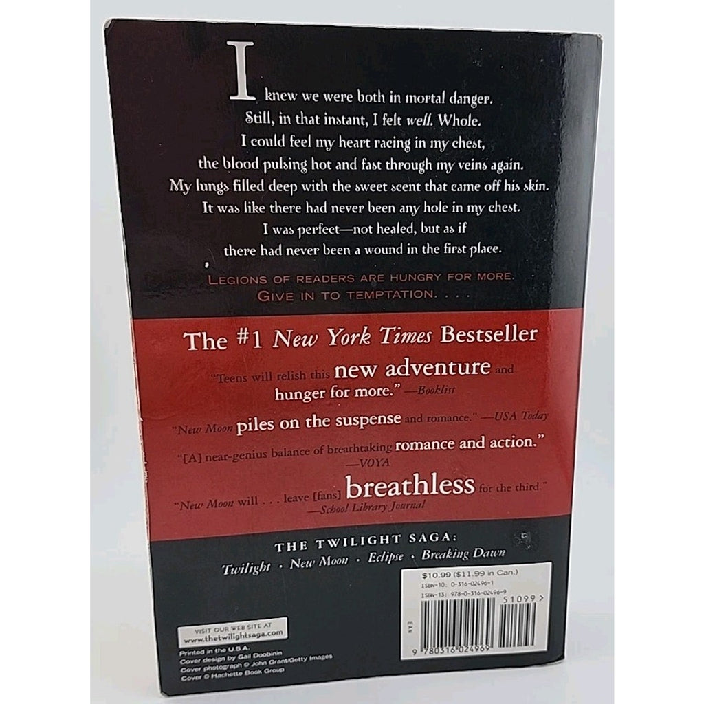 New Moon by Stephenie Meyer (2008, Trade Paperback)