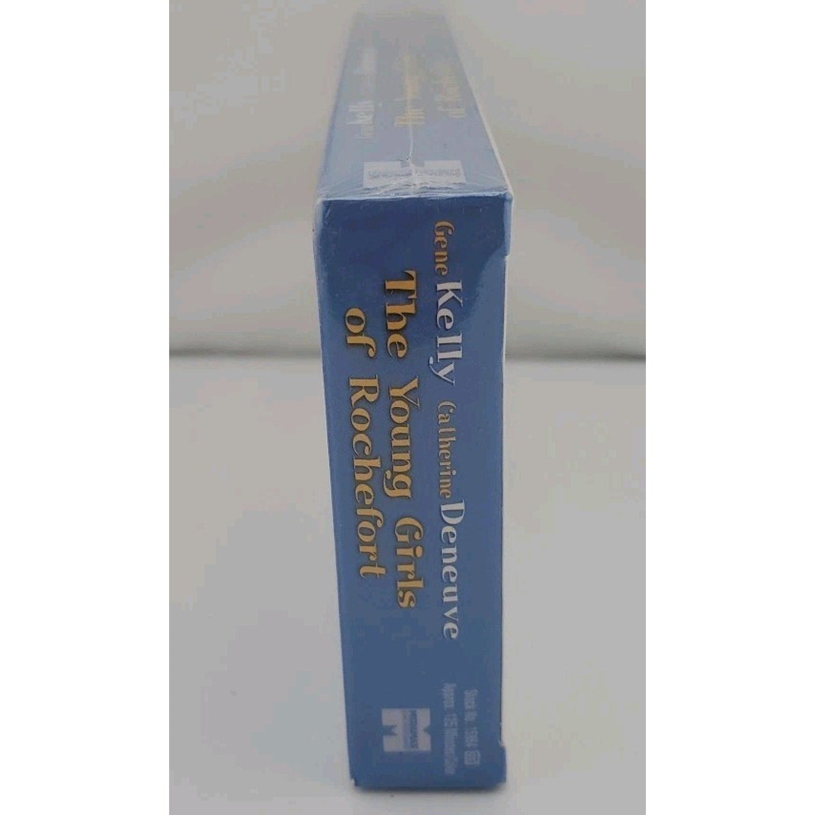 The Young Girls of Rochefort (VHS, 2000) *Brand New*