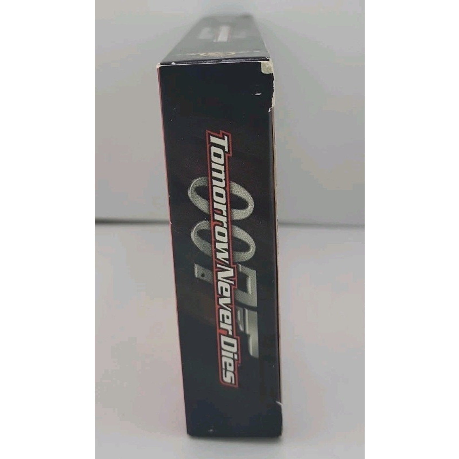 007 - Tomorrow Never Dies (VHS, 1998)