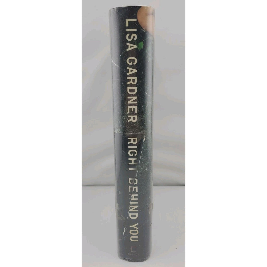 Right Behind You by Lisa Gardner (2017, Hardcover)