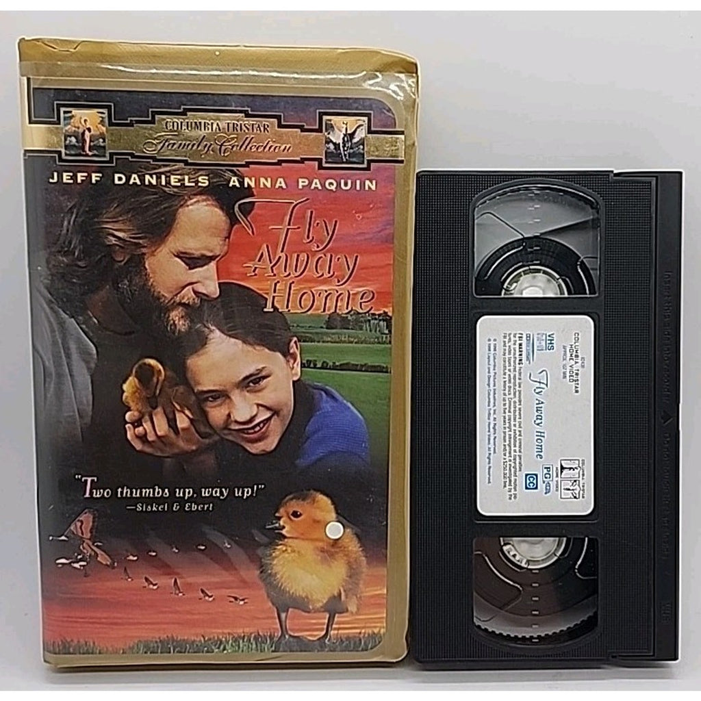 Fly Away Home (VHS, 1997, Closed Captioned Clam Shell Case)