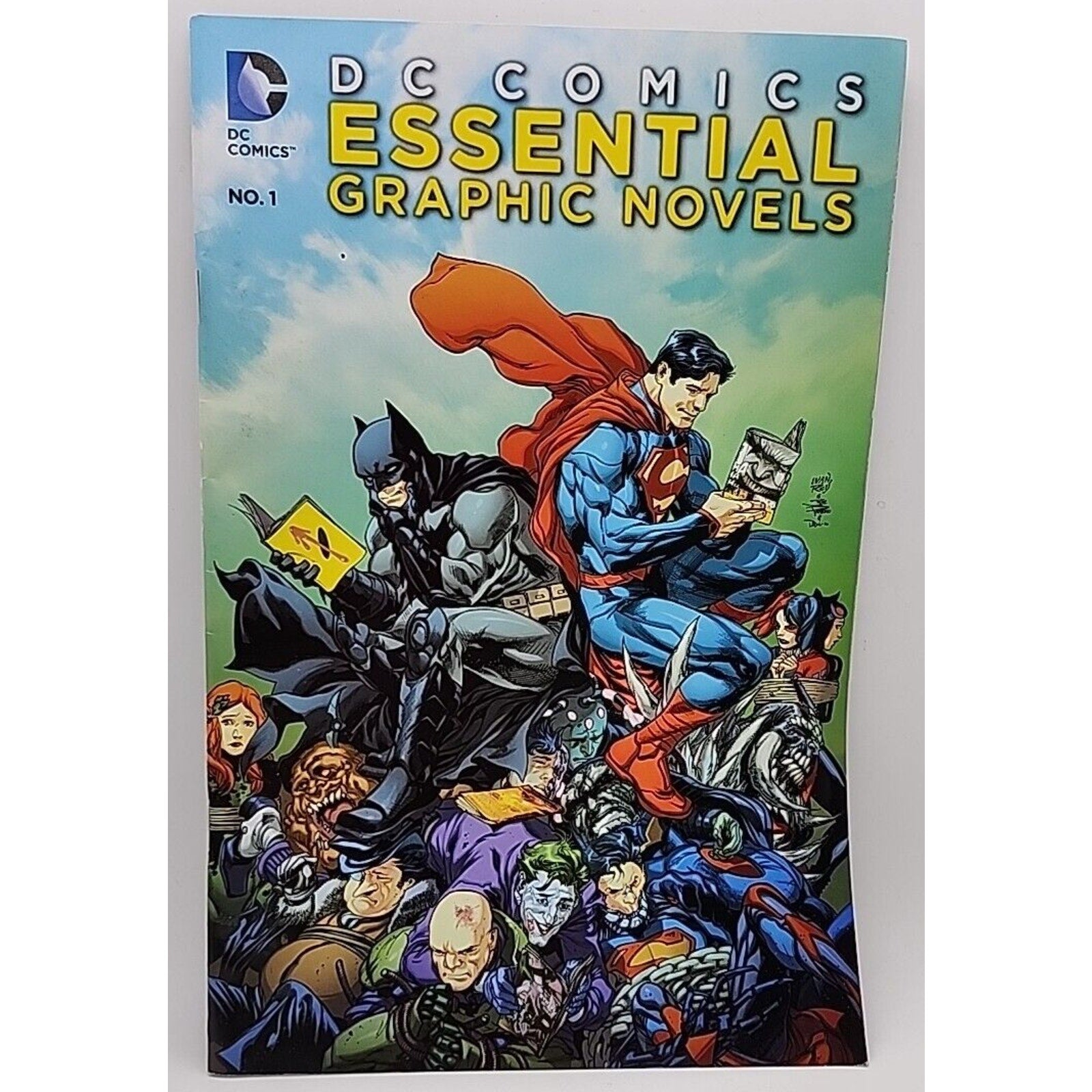 DC Comics Essential Graphic Novels No 1