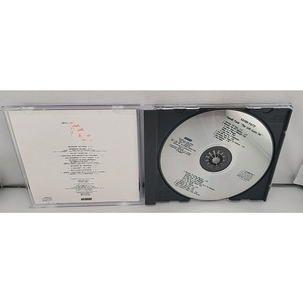 Christmas with Sandi Patti: the Gift Goes on CD