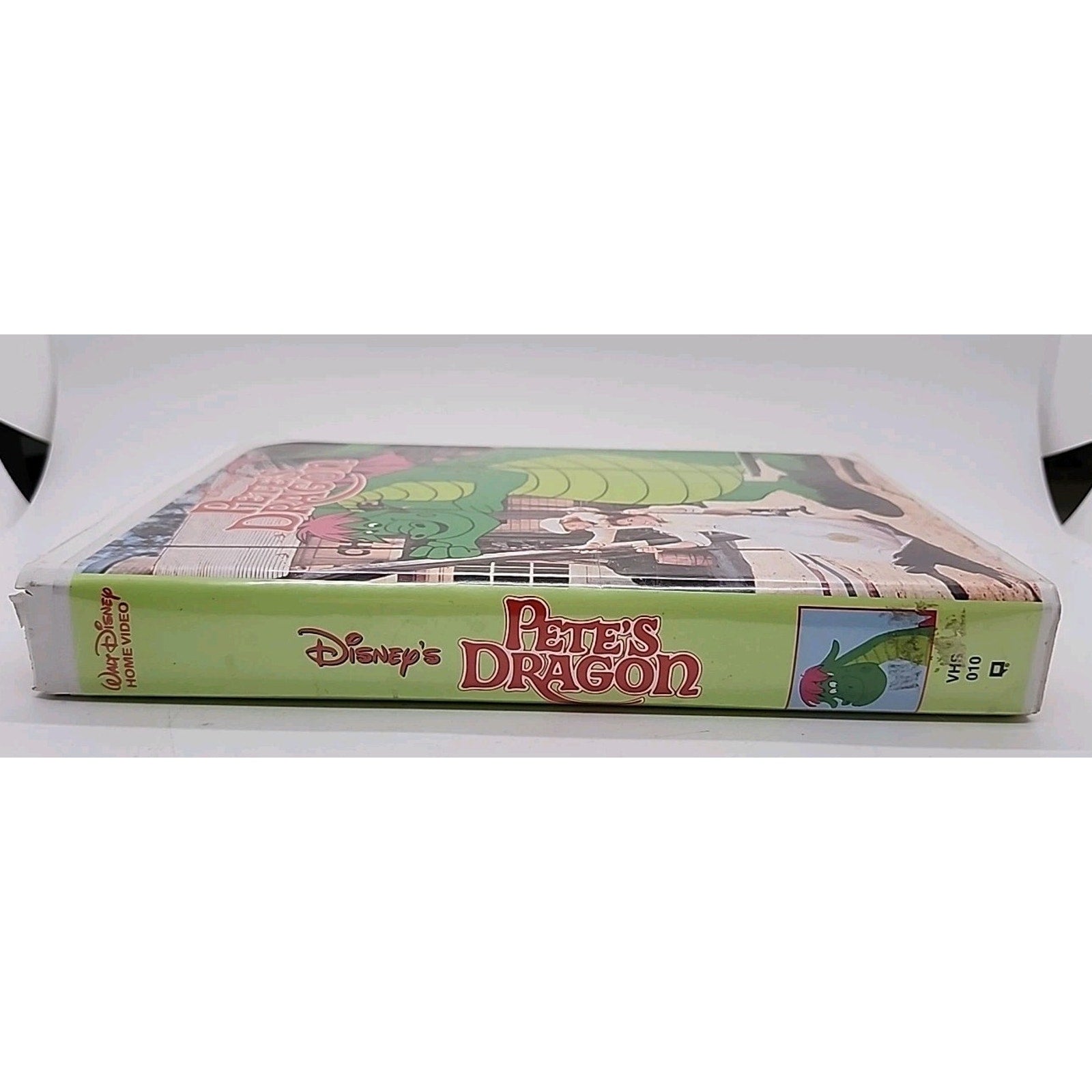 Pete's Dragon (VHS)