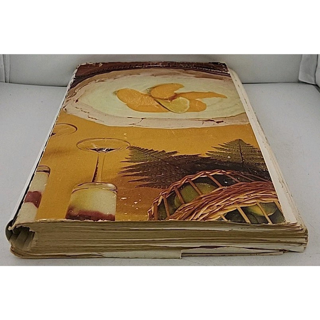 Favorite Recipes of Episcopal Churchwomen Desserts