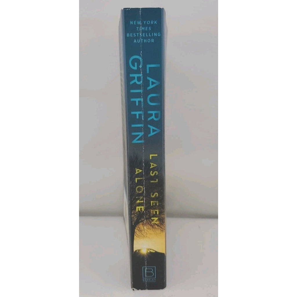 Last Seen Alone by Laura Griffin (2021, Mass Market)