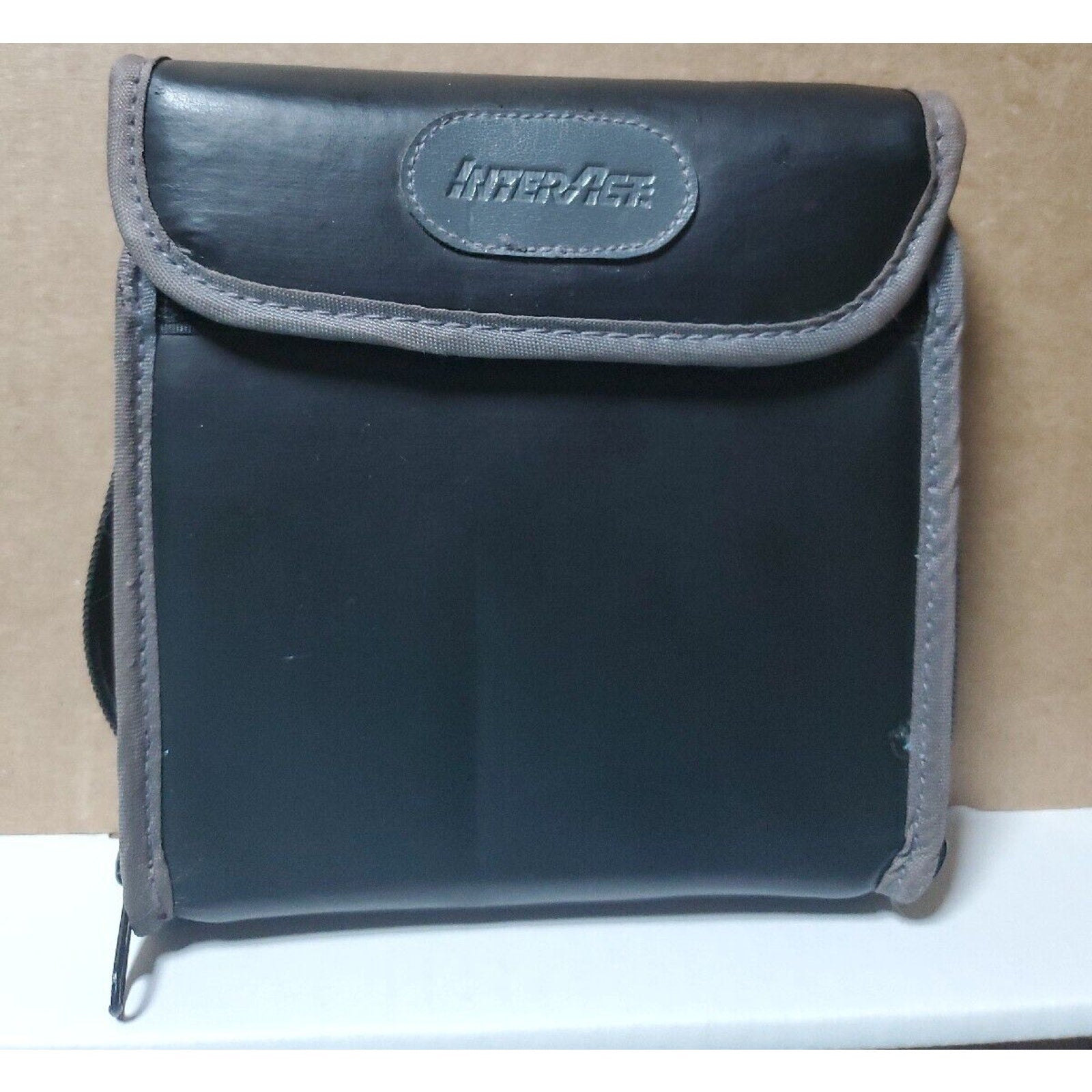 InterAce Cd Holder holds 8 cds
