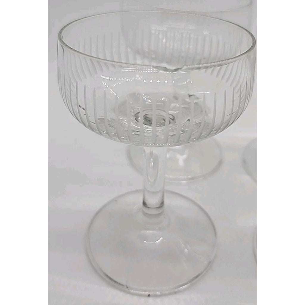 Textured Glass Wineglass / Champagne Sherries Set of 11 Cups