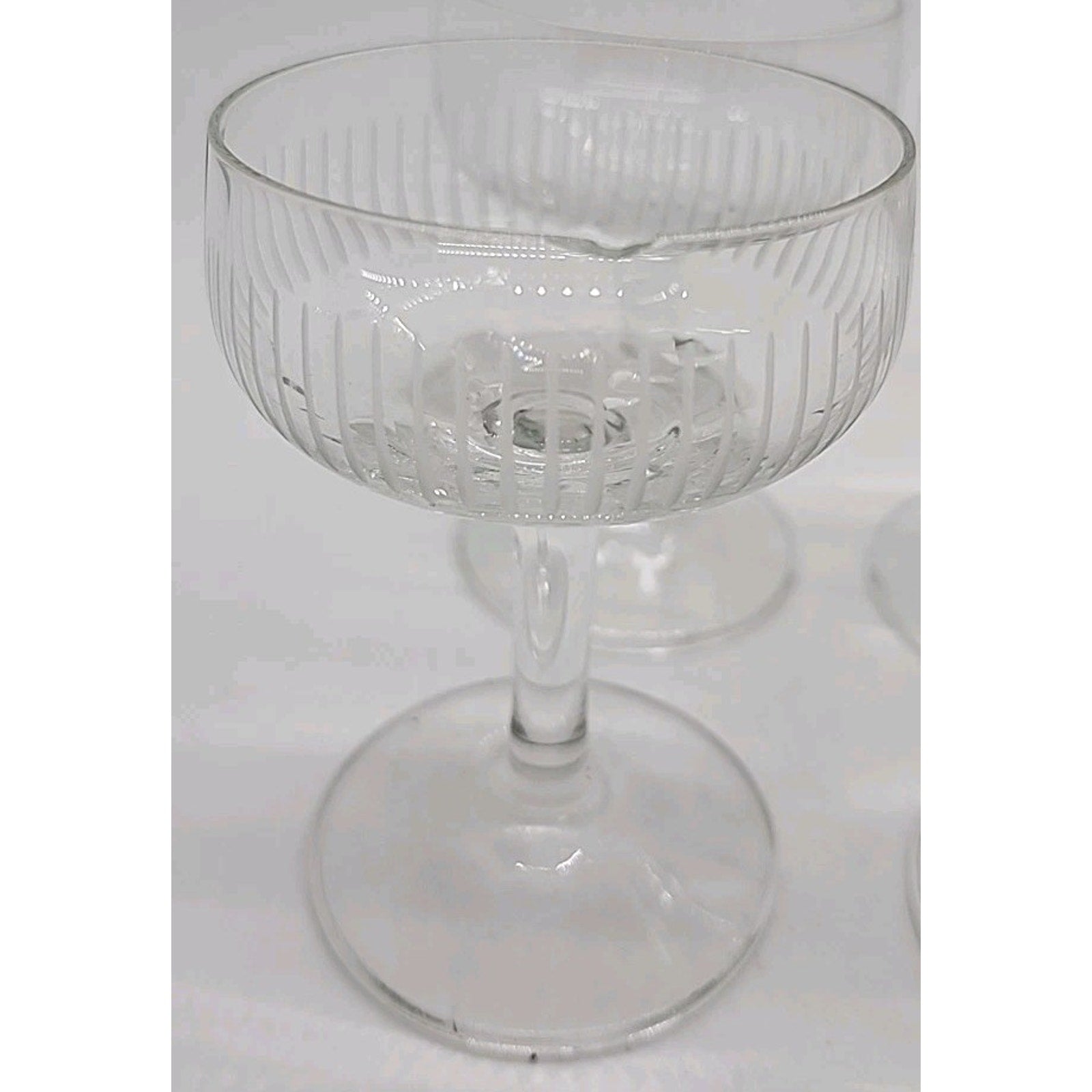 Textured Glass Wineglass / Champagne Sherries Set of 11 Cups