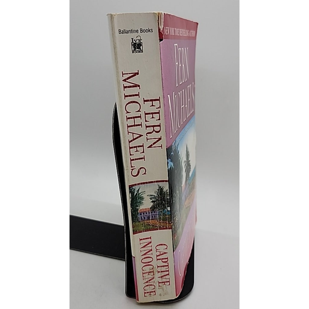 Captive Innocence : A Novel by Fern Michaels (1982, Mass Market)