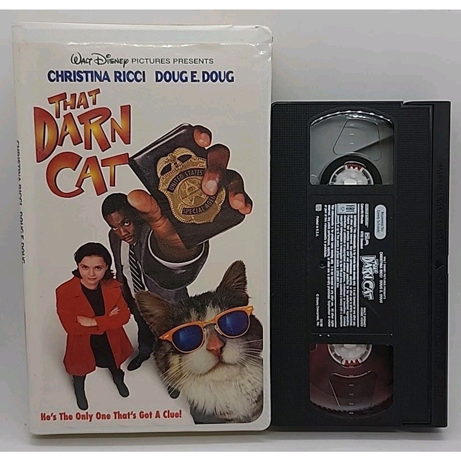That Darn Cat (VHS, 1999, Clam Shell)
