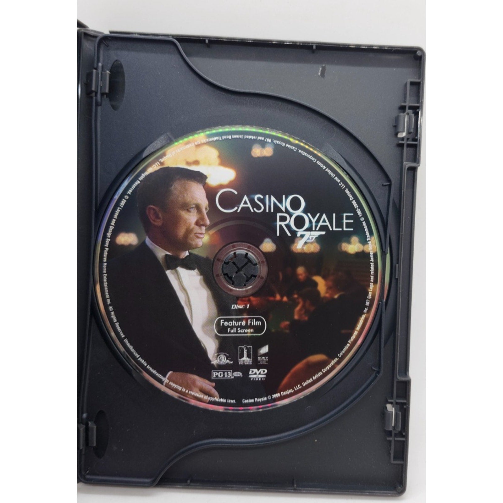 Casino Royale (DVD, 2007, 2-Disc Set, Full Frame)