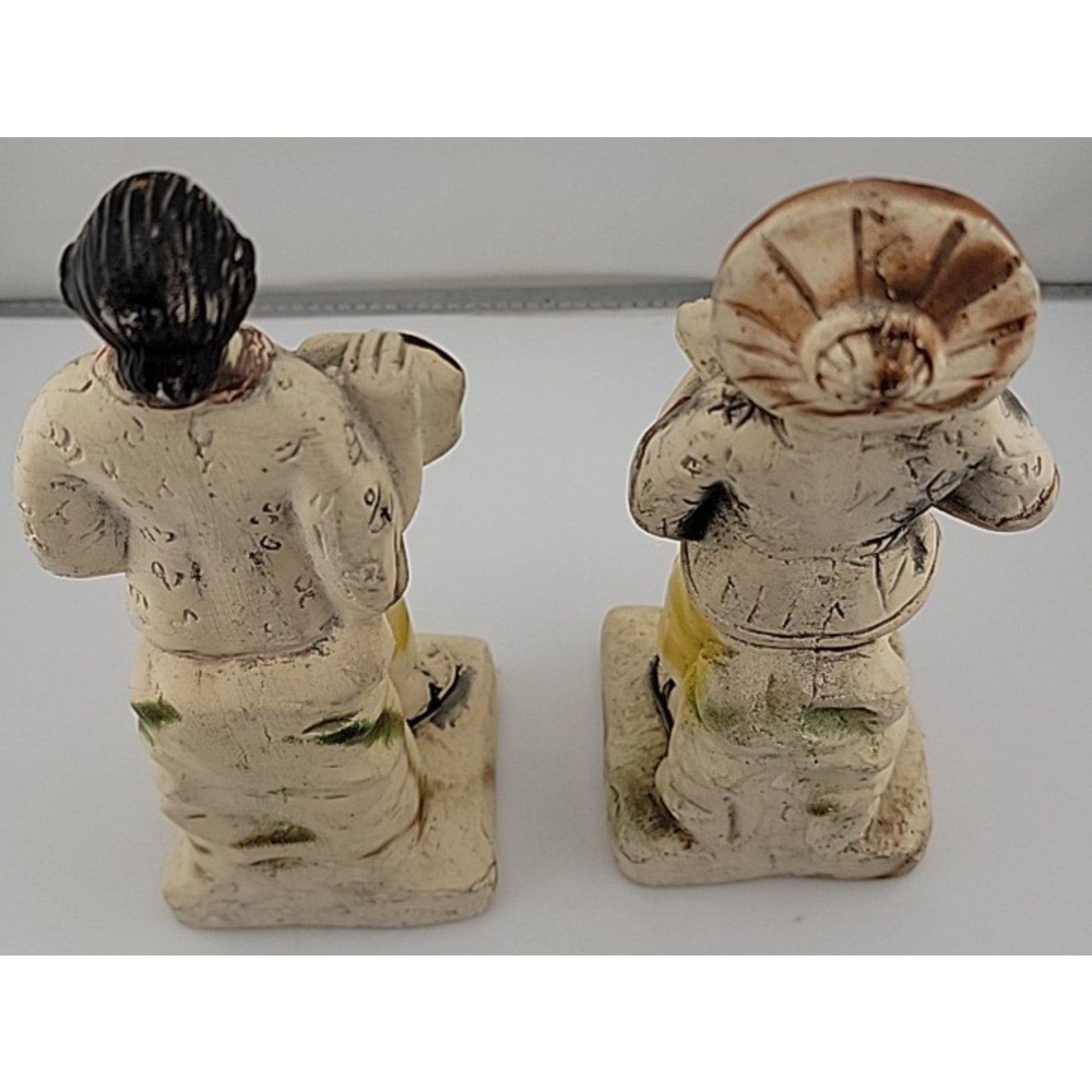 Pair of Vintage Japanese Asian Chalk Ware Chalkware Figures Figurines Musician
