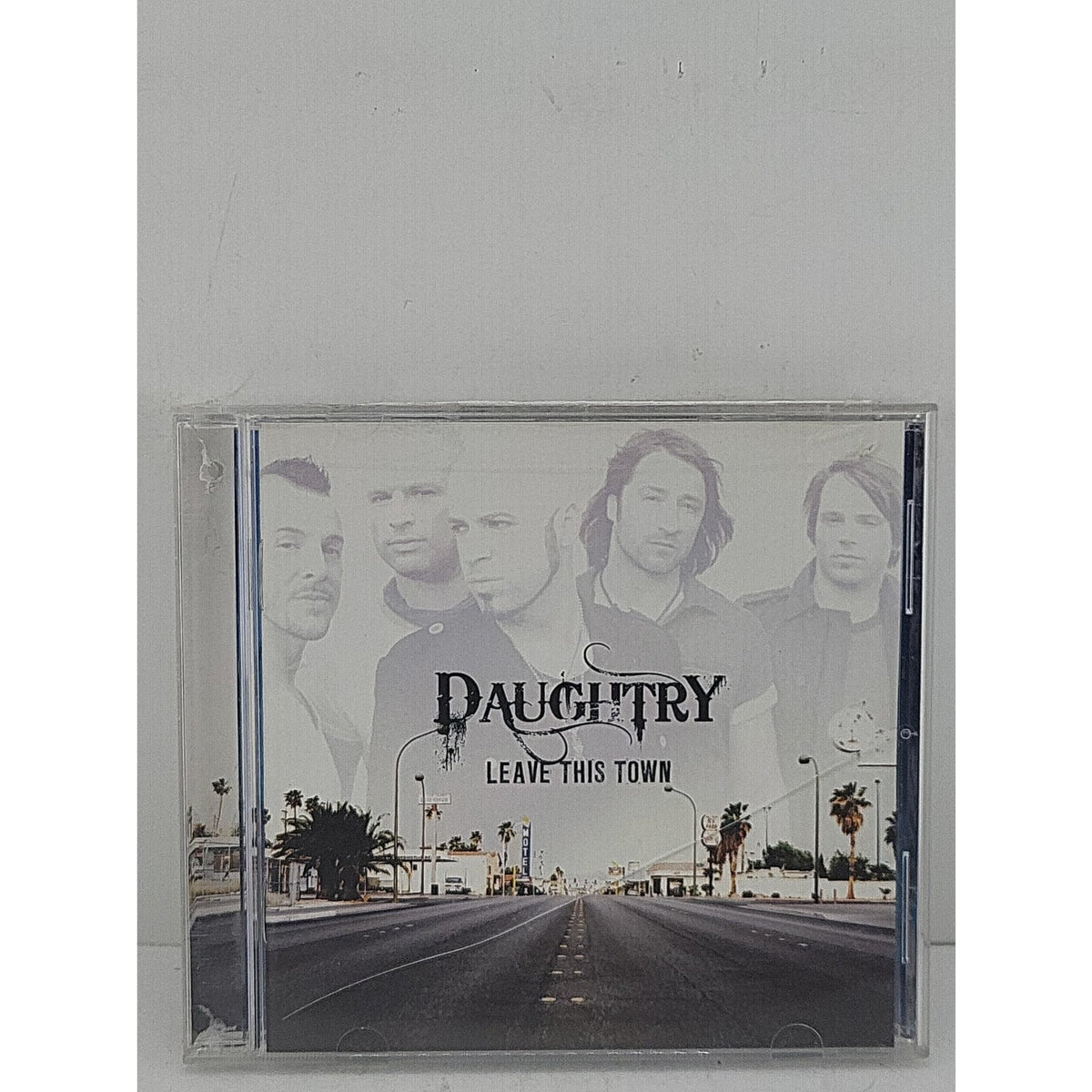 Leave this Town by Daughtry (CD, 2009)