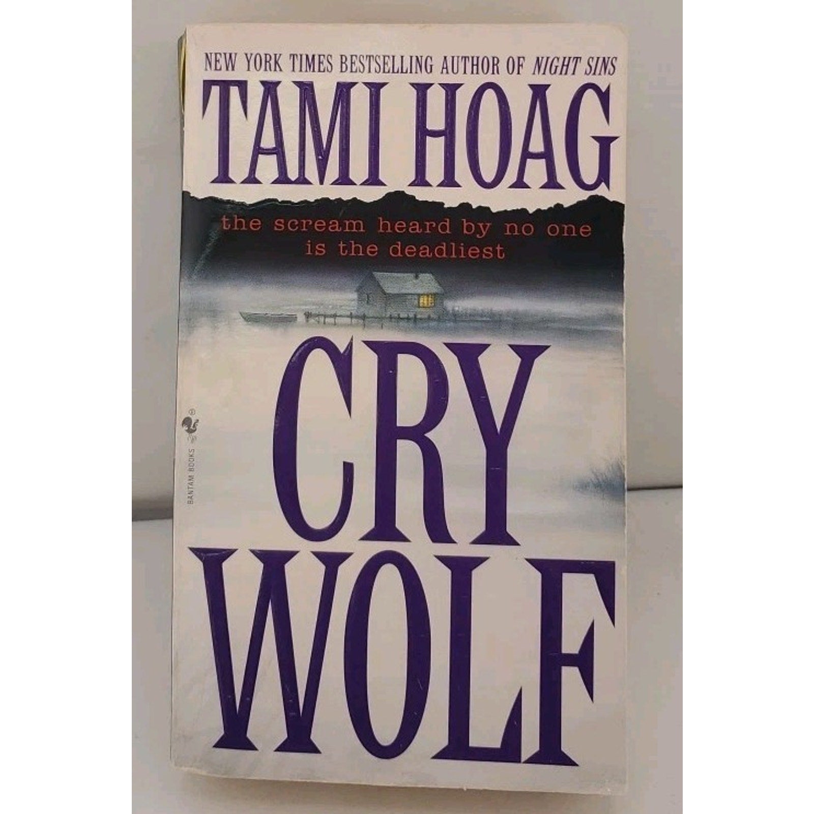 Cry Wolf : A Novel by Tami Hoag (1997, Trade Paperback)
