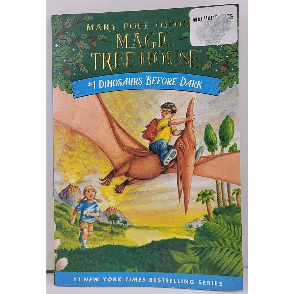 Dinosaurs Before Dark by Mary Pope Osborne (1992, Digest Paperback)
