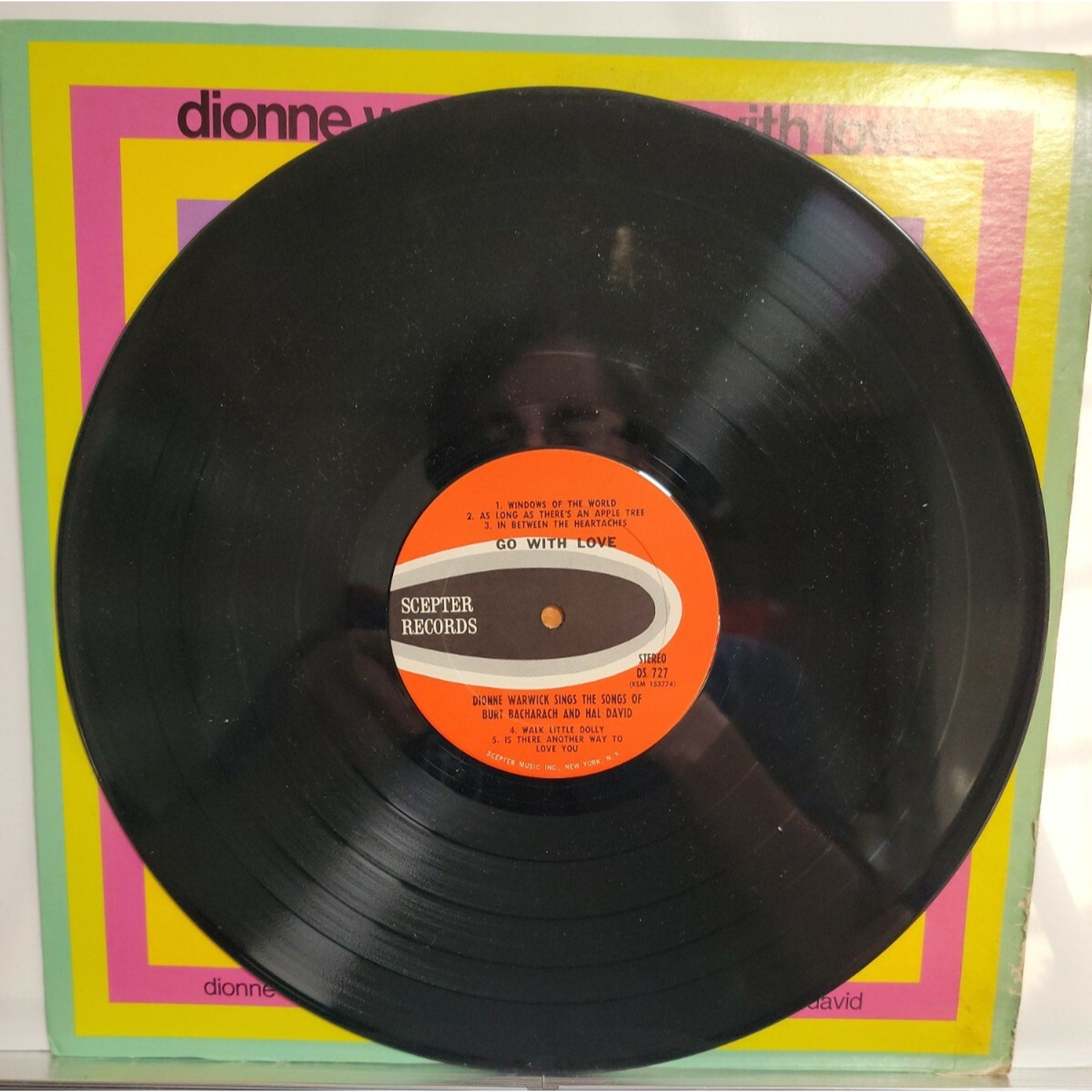 Dionne Warwick – Go With Love (Vinyl)
