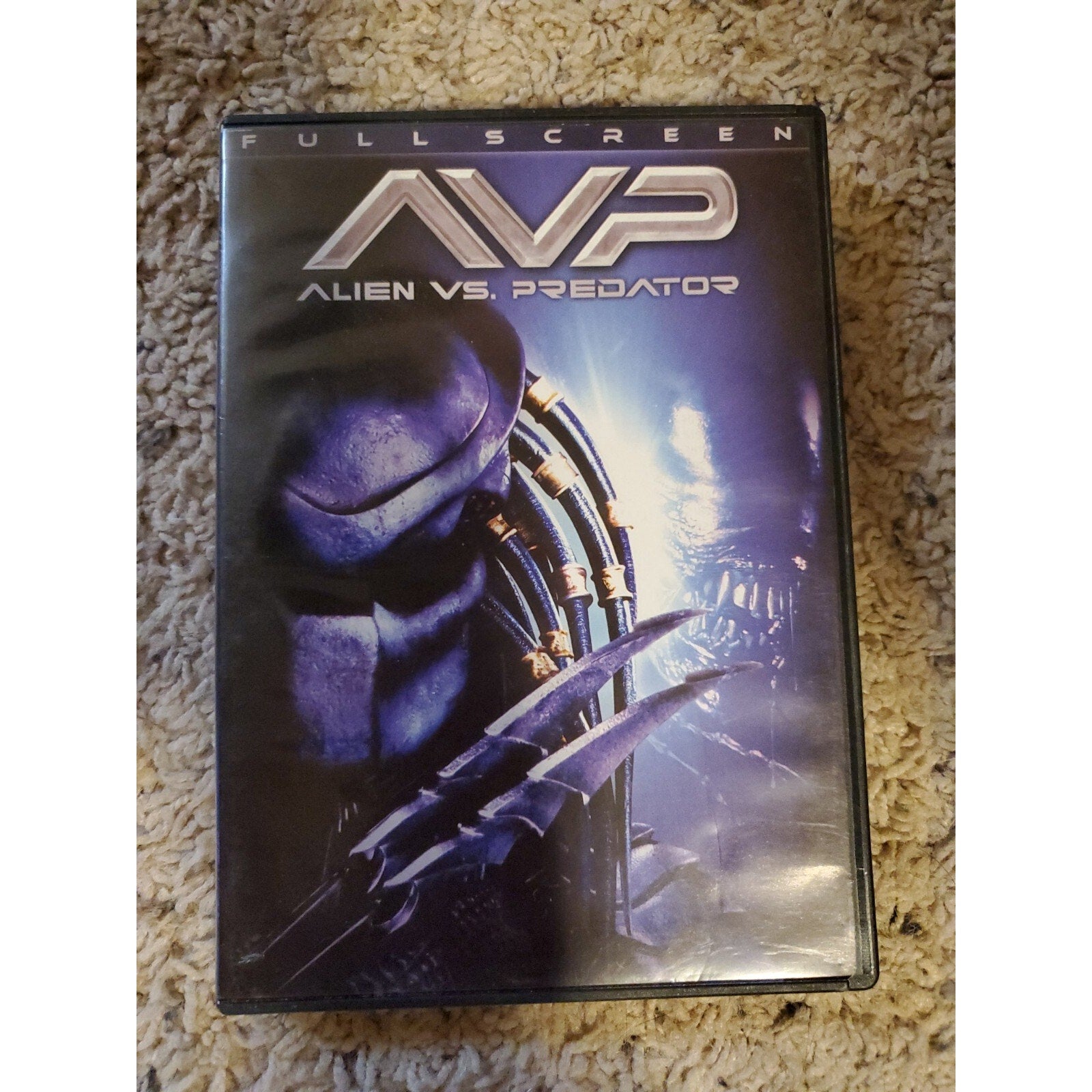 Alien vs. Predator (DVD, 2005, Full Frame)