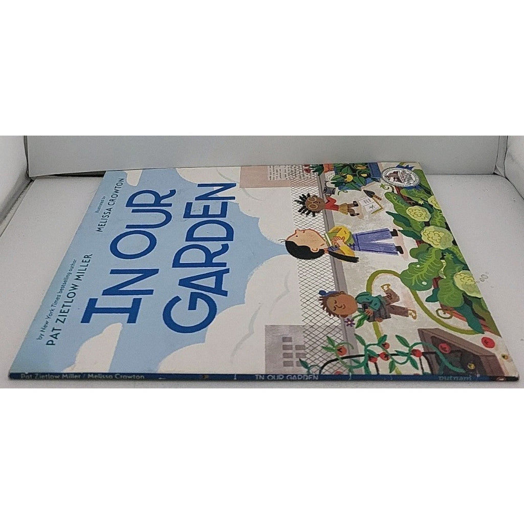 "In Our Garden" Pat Zietlow Miller Paperback Dolly Parton's Imagination Library