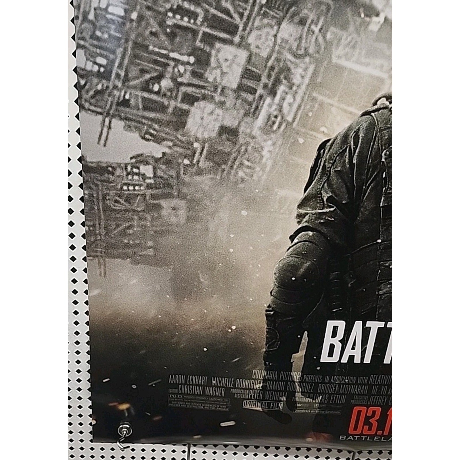 Battle Los Angeles Original 27x40 D/S Movie Poster