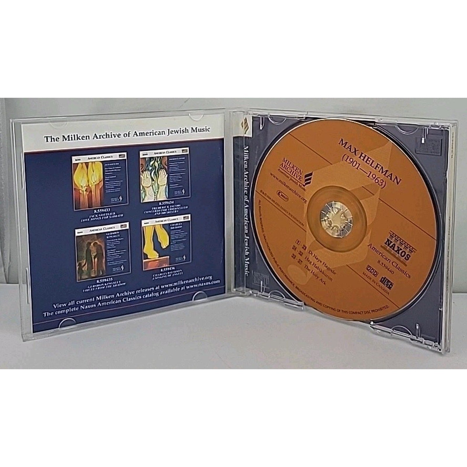 Di Naye Hagode / Hag Habikkurim / Holy Ark by Helfman / Strimple / Levin / Adler